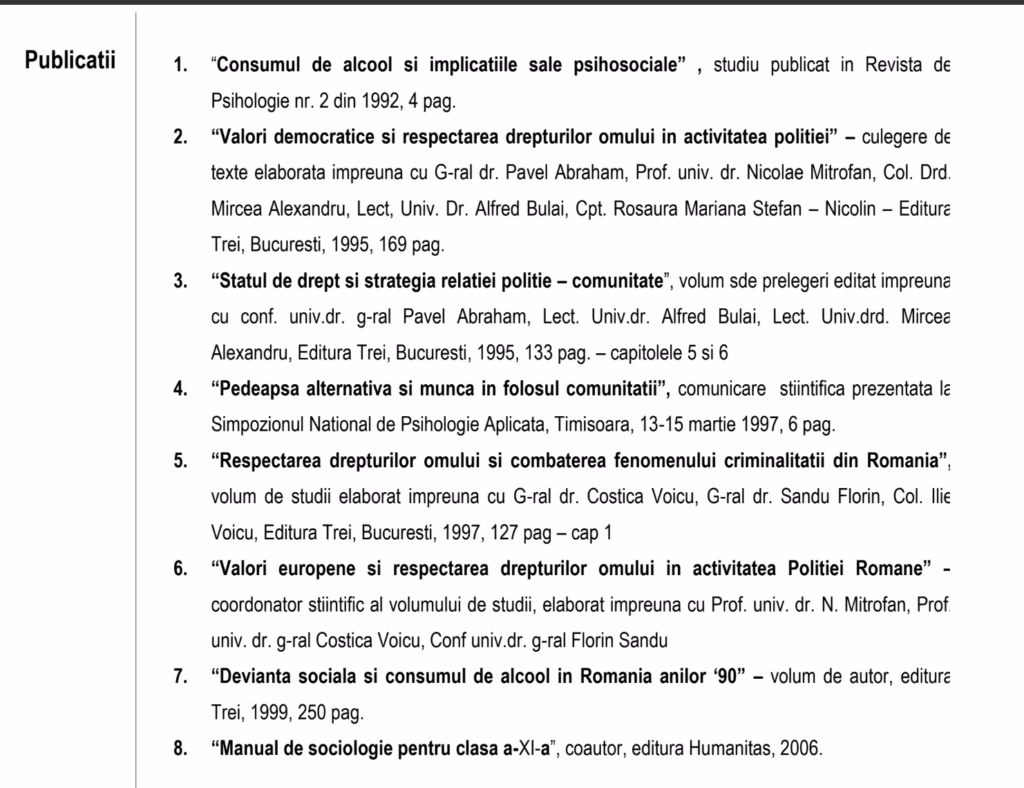 Fragment din CV-ul lui Marius Pieleanu, care detaliază „publicațiile”